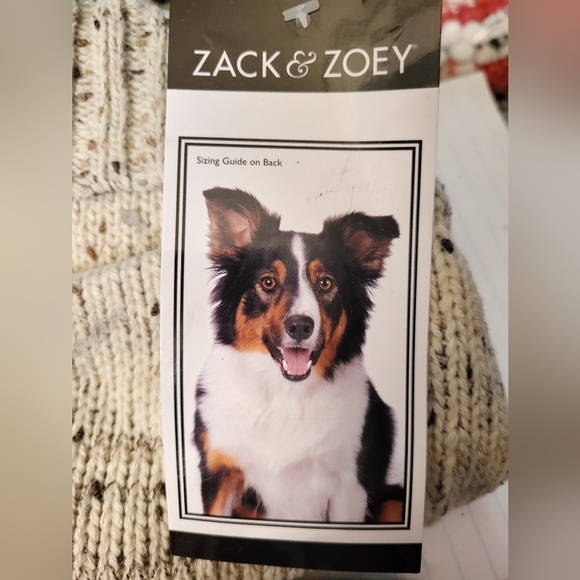 Zack & Zoey Aberdeen Sweater w/ Faux Leather Paw Print. Size Large. NWT. - Picture 5 of 6